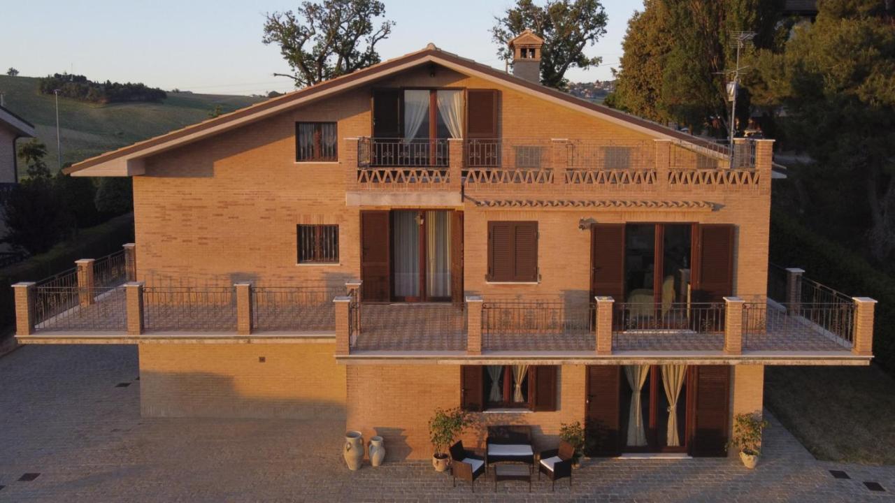 Le Terrazze Apartment Реканати Екстериор снимка